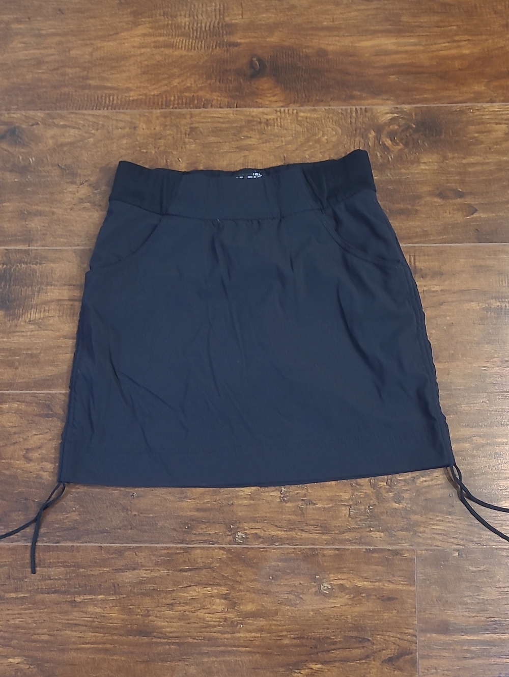 Columbia Black Active Pull-On Skort with Drawcords Advanced Repellency S
